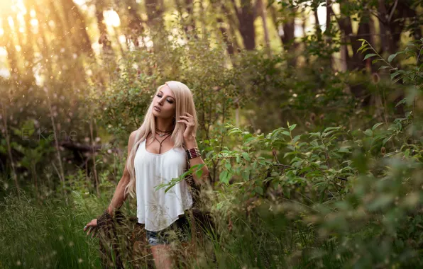 Grass, the sun, trees, branches, pose, model, shorts, portrait