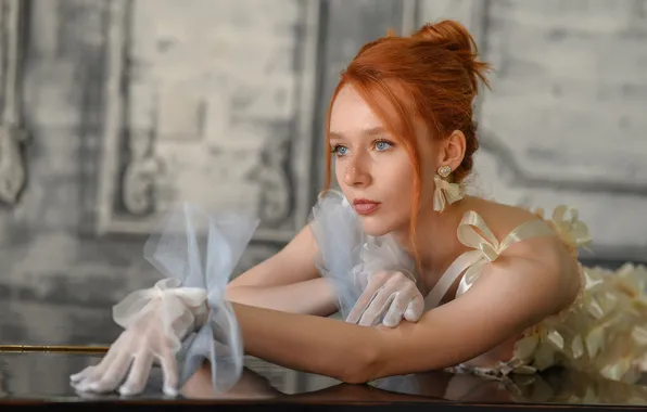 Portrait, gloves, red, Elizaveta Kurilko, Alexander Danilov