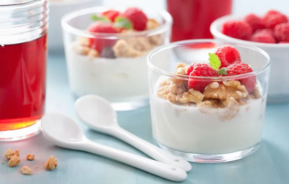 Picture raspberry, mint, dessert, cereal, spoon, yogurt