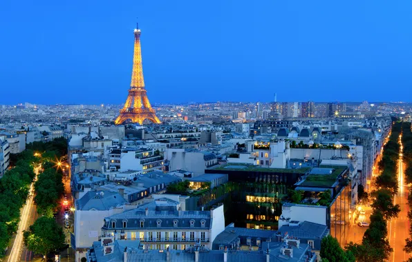 Picture lights, Paris, the evening, twilight