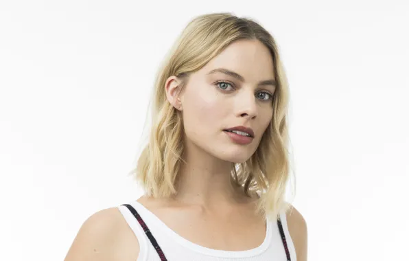 Picture actress, blonde, Margot Robbie