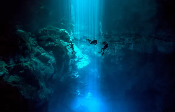 Mexico, divers, Cenote El Pit, Park DOS Ojos