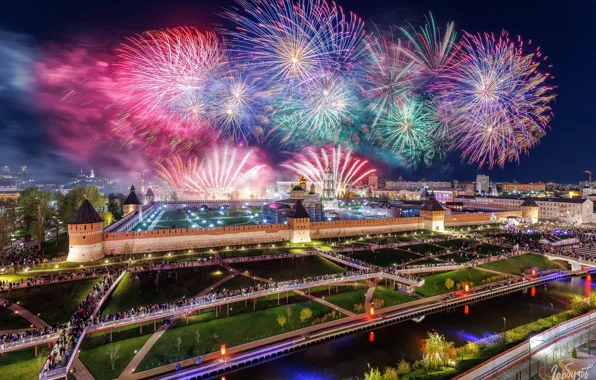 Picture the city, holiday, salute, the evening, The Kremlin, May 9, Victory Day, Tula