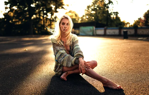 Asphalt, girl, tattoo, legs, Miro Hofmann, Sünni