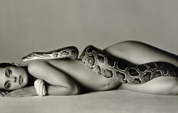 Picture girl, snake, BW background, seduction