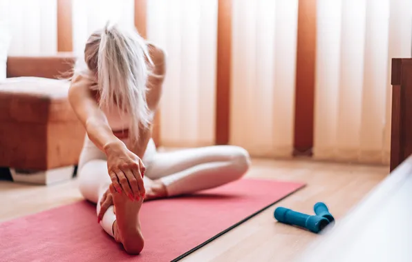 Picture model, fitness, feet