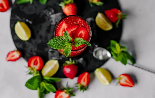Glass, berries, strawberry, spoon, cocktail, lime, drink, mint