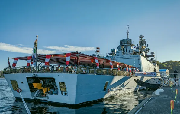 Frigate, The Indian Navy, INS Shivalik