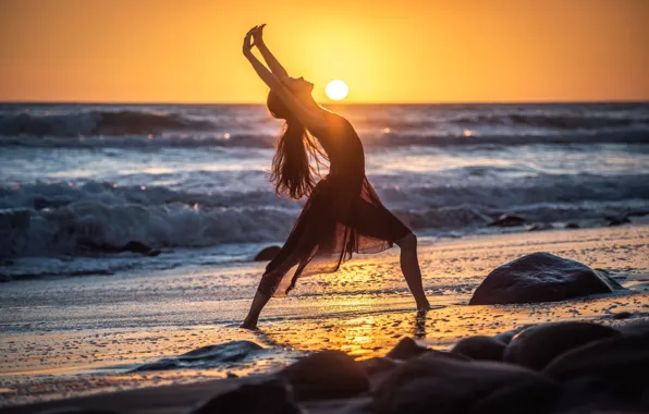 SEA, SURF, WAVE, FIGURE, SUNSET, SHORE, POSE, SILHOUETTE