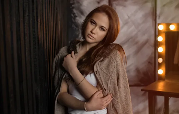 Picture girl, light, pose, portrait, makeup, mirror, hairstyle, brown hair