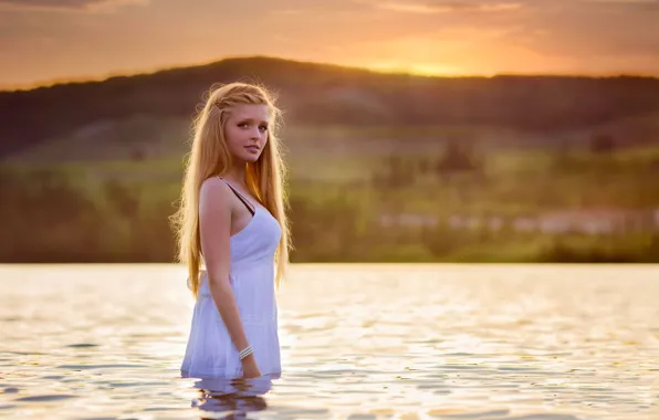 Picture girl, landscape, nature, background, in the water, Rosalie