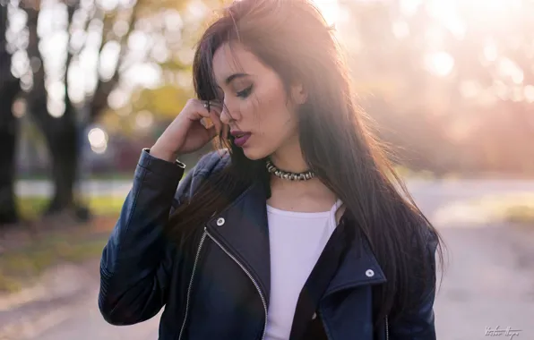 The sun, trees, model, hand, portrait, makeup, brunette, jacket
