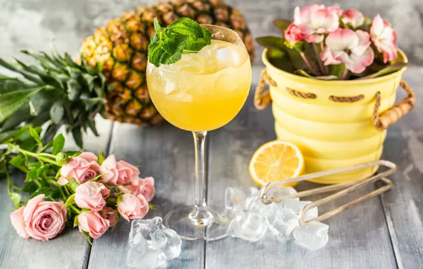Ice, flowers, cocktail, citrus, pineapple