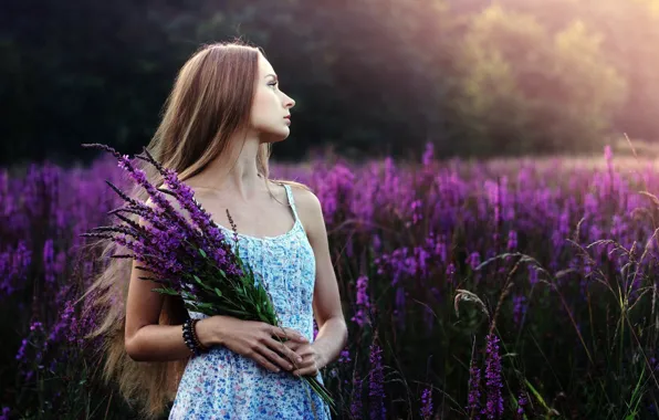 FOREST, LOOK, NATURE, FIELD, DRESS, FLOWERS, BROWN hair, LILAC