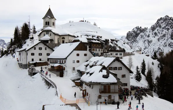 Winter, snow, trees, people, rocks, mountain, home, Italy