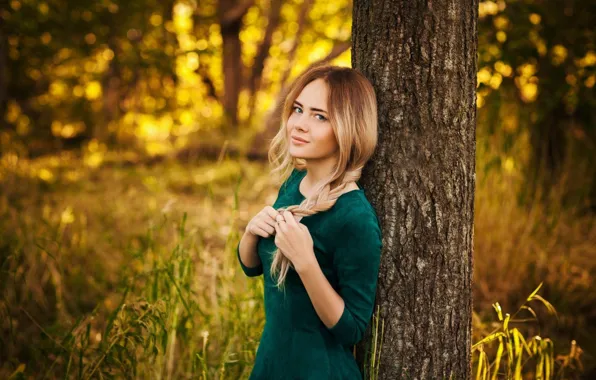 Picture grass, look, the sun, trees, pose, model, portrait, hands