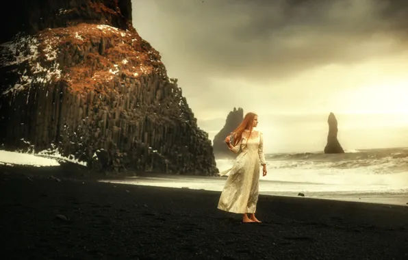 Picture girl, rocks, shore, TJ Drysdale, Heart Of The Sea