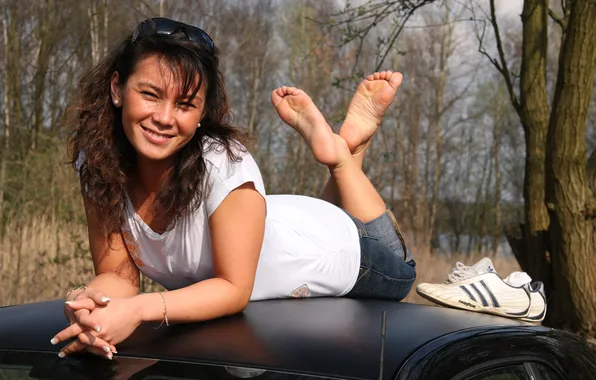 Machine, forest, nature, smile, jeans, barefoot, actress, brunette