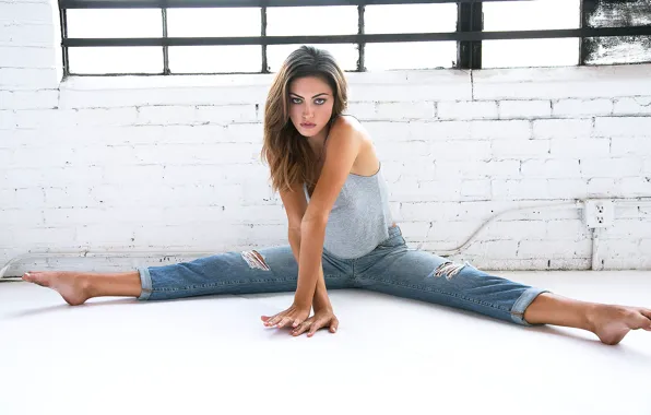 Qizlar barmoqlar bilan orgazmga keltiriladi Anjero-Sudjenskdan faqat pornografik suratlar