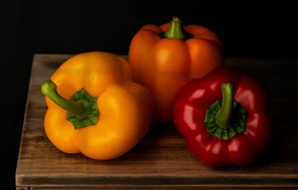 Board, Shine, shadow, black background, vegetables, bright colors, wooden surface, the ripe fruit