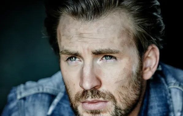 Look, male, Chris Evans