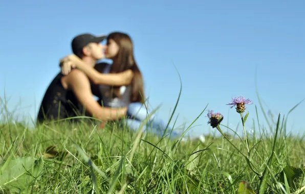 Picture GIRL, GRASS, The SKY, LOVE, GUY, GREEN, KISS