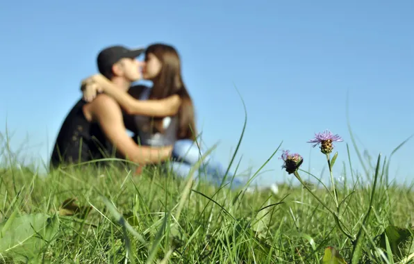 GIRL, GRASS, The SKY, LOVE, GUY, GREEN, KISS