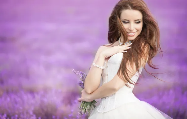 Picture look, girl, nature, smile, bouquet, the bride, manicure, lavender field