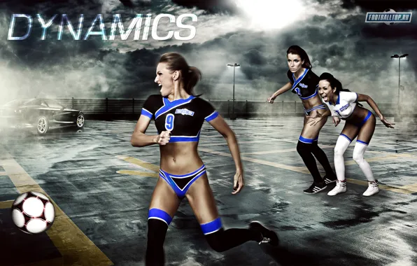 Girls, sport, the ball, dynamics, footbaltop