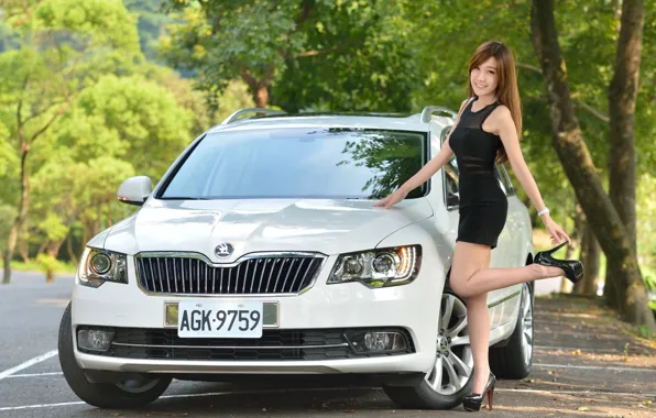 Auto, look, girl, smile, Asian, beautiful girl, posing on the car, Skoda Superb Combi