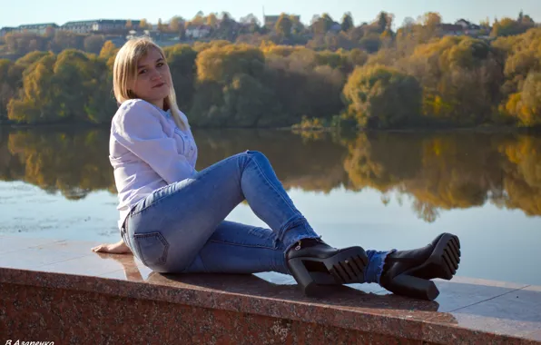 Ass, water, girl, trees, landscape, nature, pose, smile