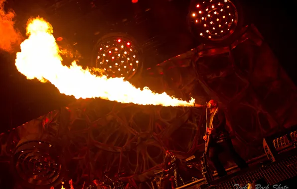 Fire, flame, scene, guitar, concert, metal, rock, rammstein