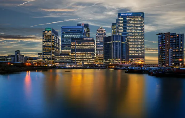 Picture the city, lights, river, England, London, building, home, the evening