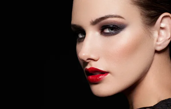 Picture girl, face, makeup, lips, Emily Doyle