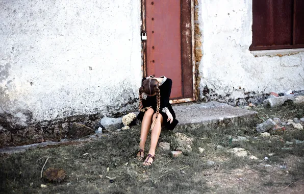 Girl, castle, wall, the door, braids, form, legs