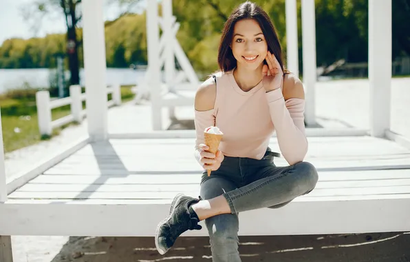 Woman, beautiful, model, pretty, brunette, ice cream