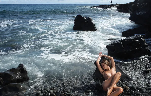 Sea, girl, wet
