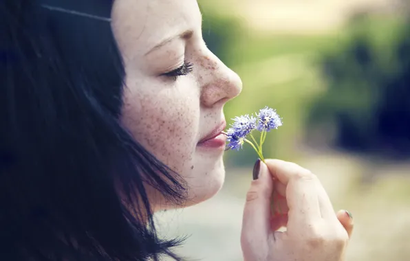 Picture GIRL, FLOWER, BRUNETTE, KONOPASKE