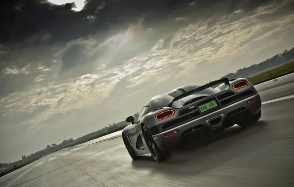 Picture speed, supercar, track, koenigsegg