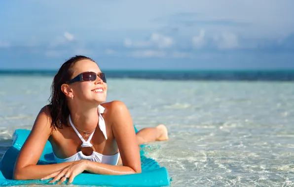 Sea, girl, smile, mood, tan