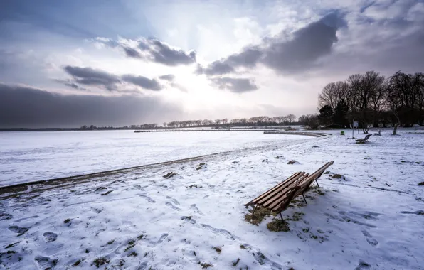 Picture snow, shore, bench