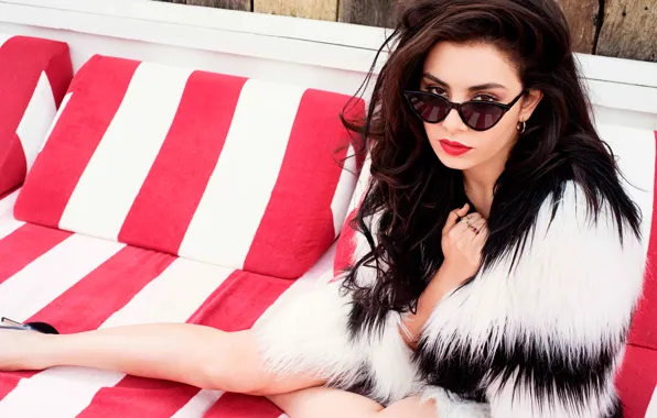 Picture House, songwriter, British singer, synth-pop, Charli XCX, Charlotte Emma Aitchison, Charlotte Emma, Atchison