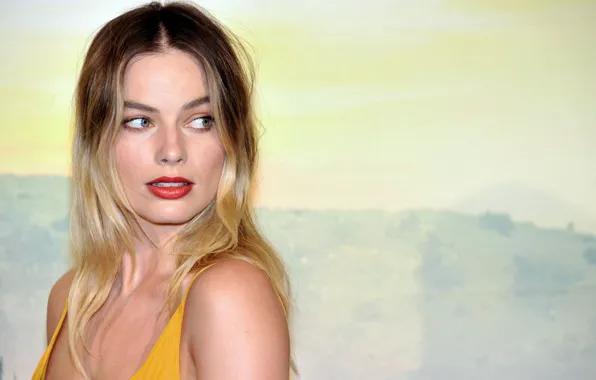 Look, actress, Margot Robbie