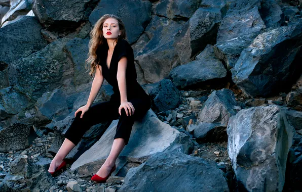 Picture girl, pose, stones, jumpsuit, red lipstick, red shoes, Riley