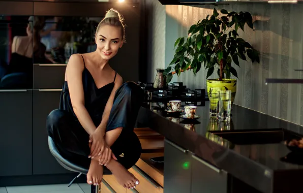 Picture look, girl, pose, smile, Cup, Tatiana GUZ