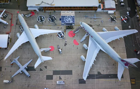 Picture The plane, Widebody, Long-haul, Qatar Airways, Airbus A380, Airbus A350 XWB, CASA C-295