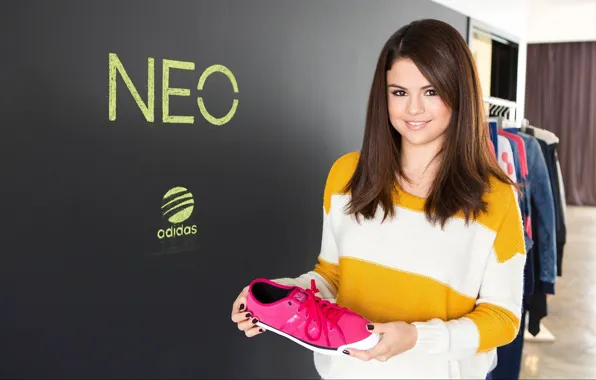 GIRL, SELENA GOMEZ, CELEBRITY, NEO ADIDAS, sneakers, Selena Gomez, Beauty