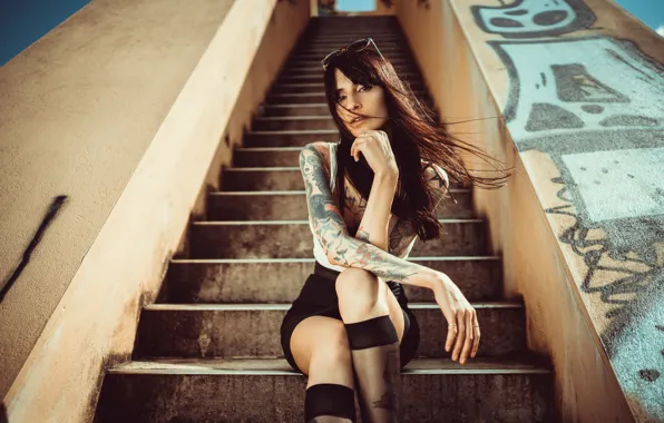 Look, girl, graffiti, hair, hands, tattoo, glasses, ladder