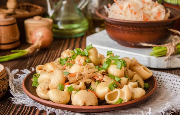 Bow, cabbage, pasta