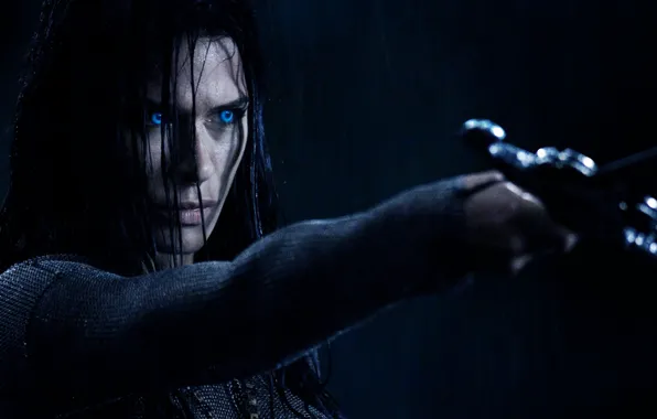 Look, Rain, Sword, Actress, Movie, Brunette, Rhona Mitra, Mail
